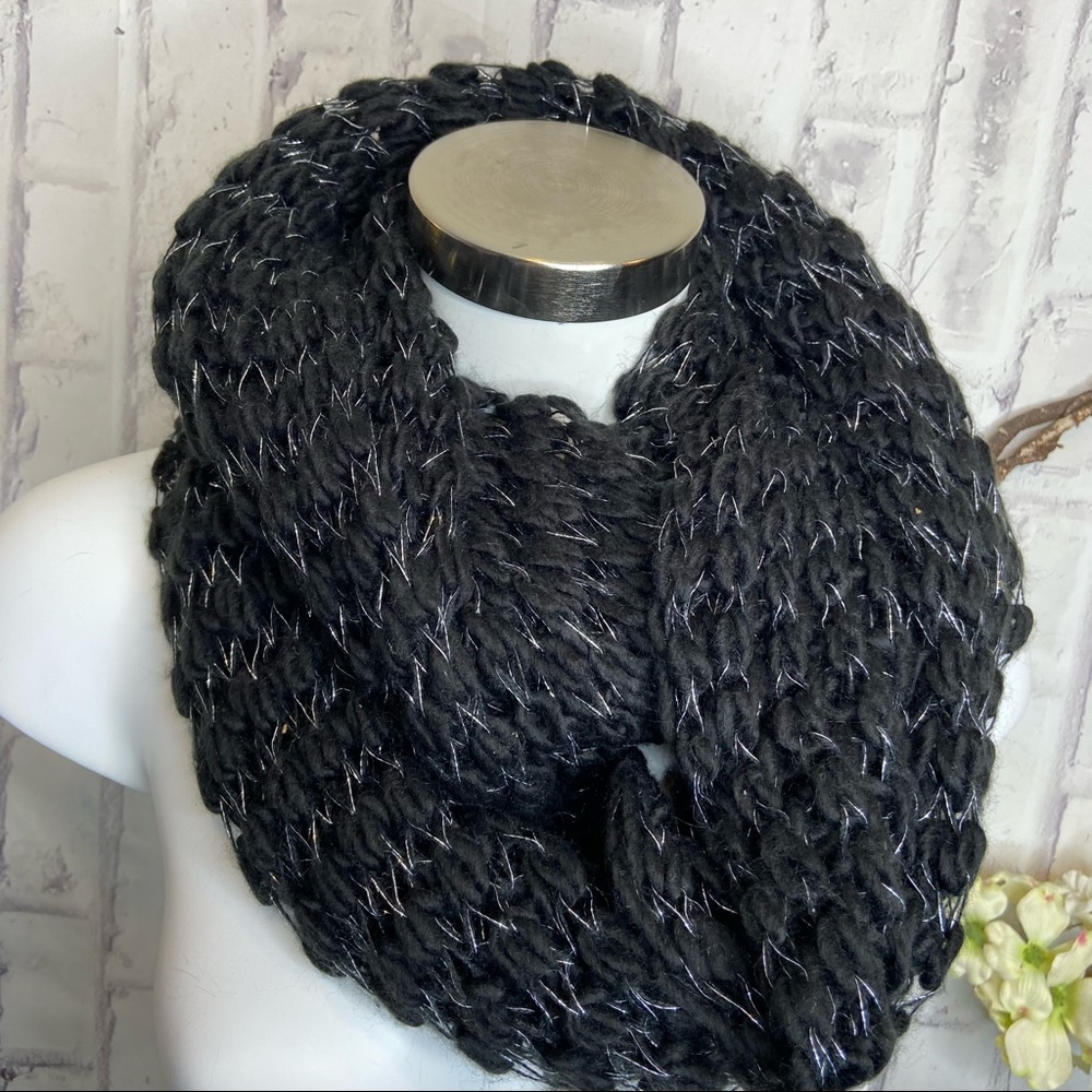 Chatties | Infiniti Scarf